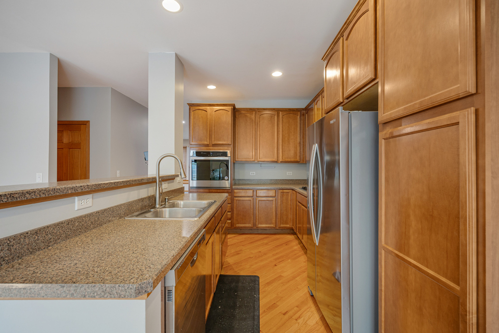 5568 Cambridge Way - Photo 9