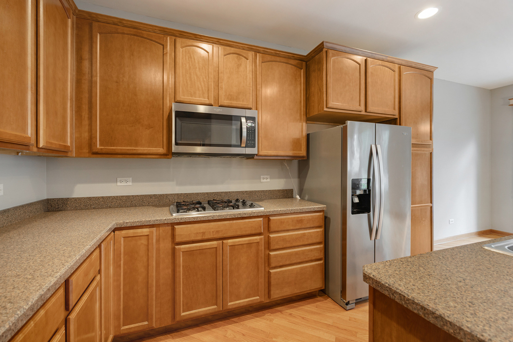 5568 Cambridge Way - Photo 10