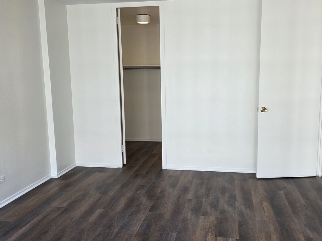 1450 E 55th Place - Photo 6