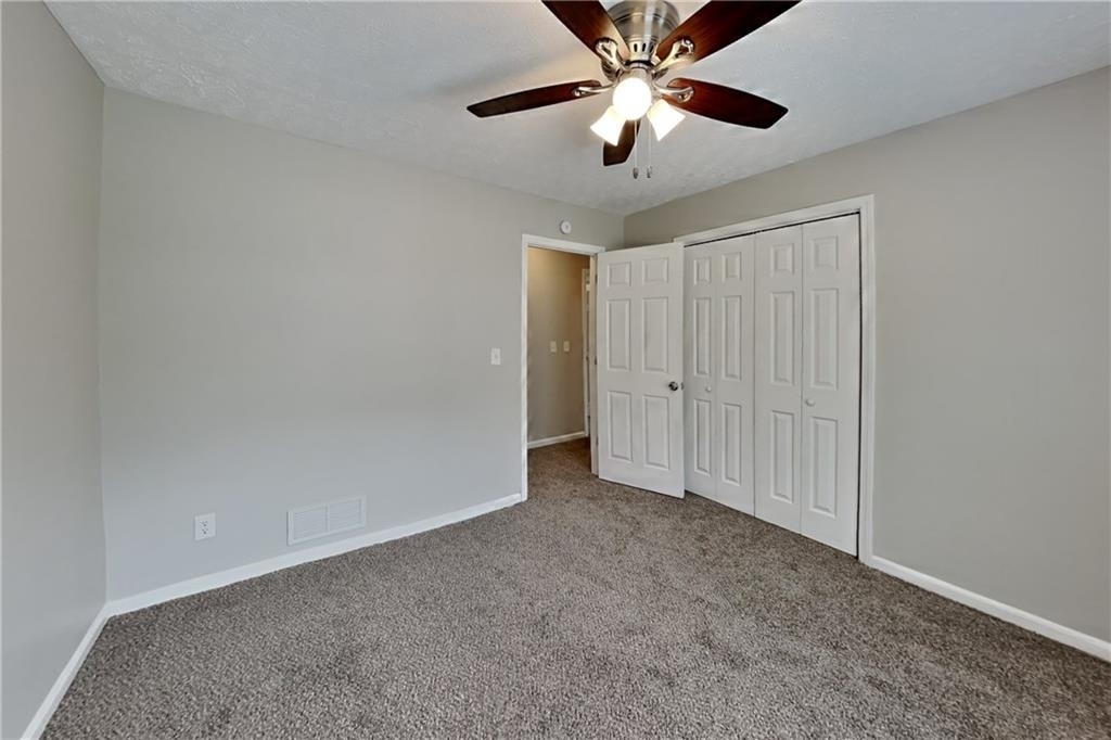 5333 Highpoint Road - Photo 9