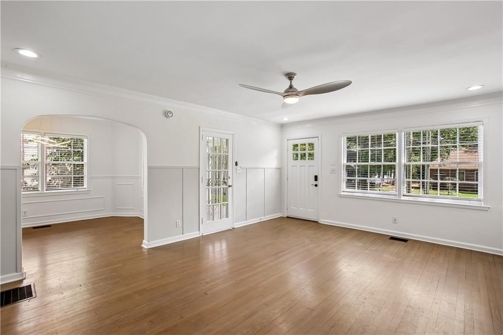 1649 Beecher Street Sw - Photo 3