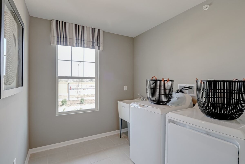 181 Kingsport Drive - Photo 14