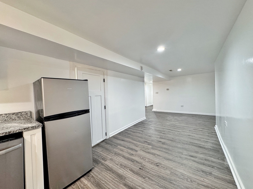 3316 W Flournoy Street - Photo 3