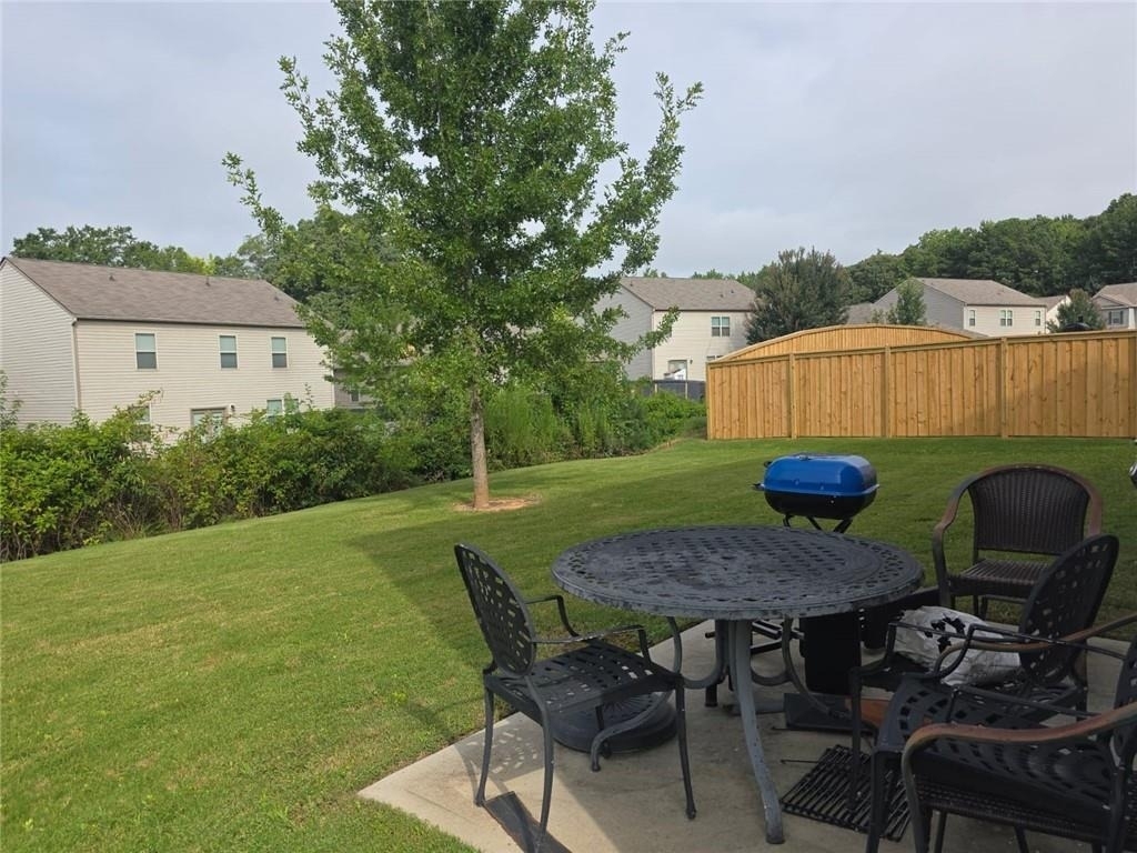 3877 Makeover Court - Photo 13