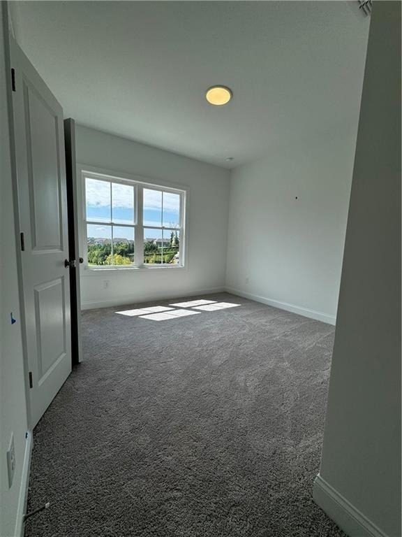 1112 Larkin Drive - Photo 3