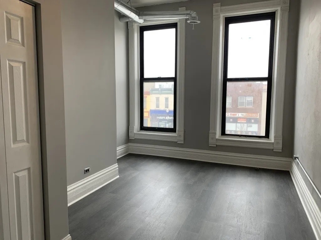 8 N State Street - Photo 9