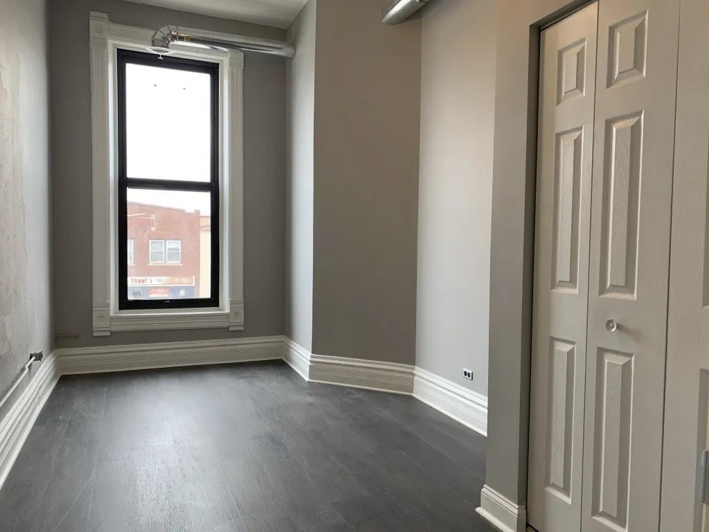 8 N State Street - Photo 7