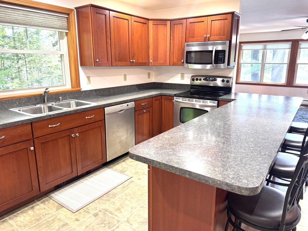 250 Elm - Photo 5