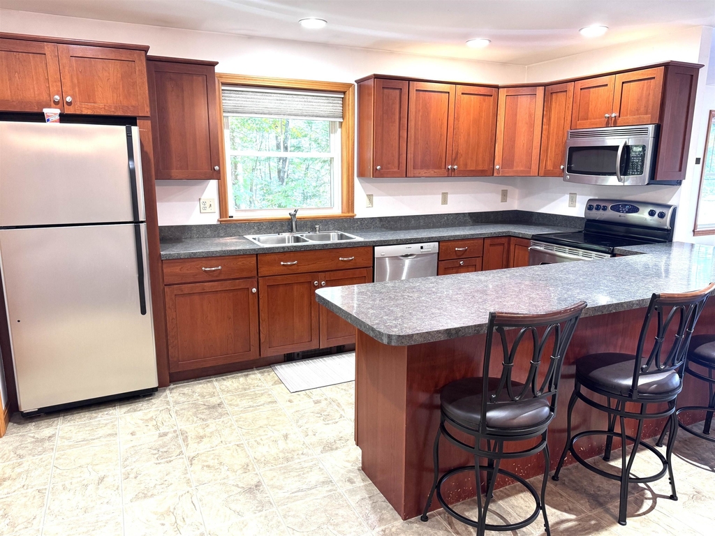 250 Elm - Photo 8