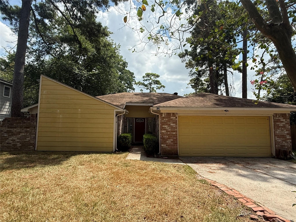 22722 Briarcreek Boulevard - Photo 1