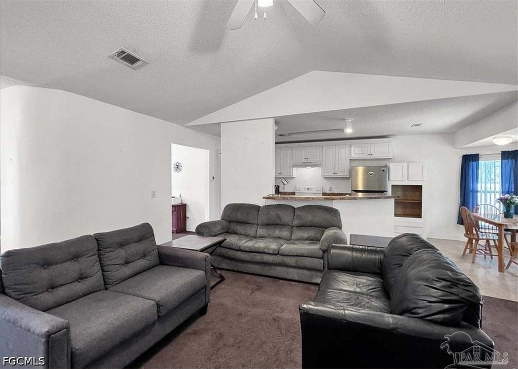7208 Freedon Court - Photo 5