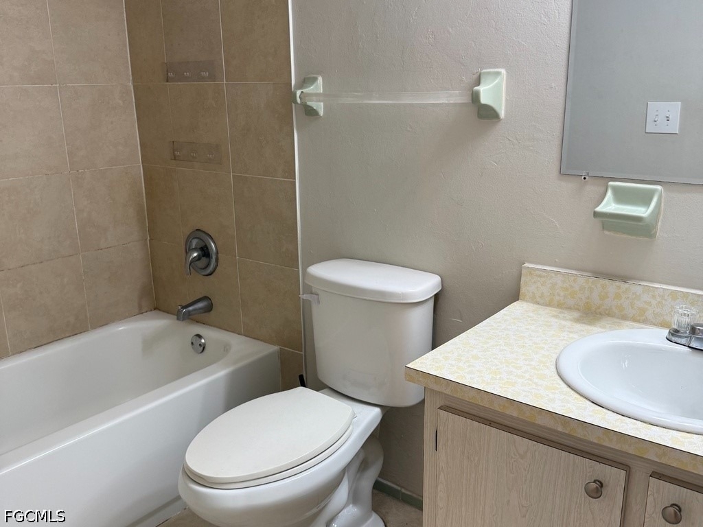 1830 Maravilla Avenue - Photo 10