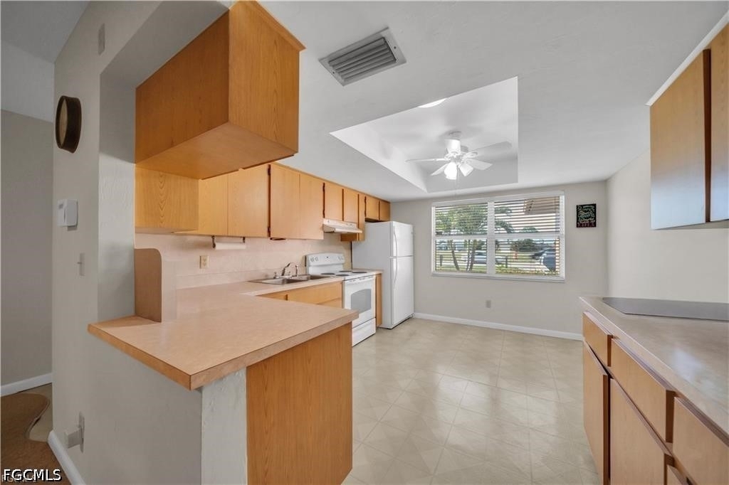 836 Sw Trafalgar Parkway - Photo 4