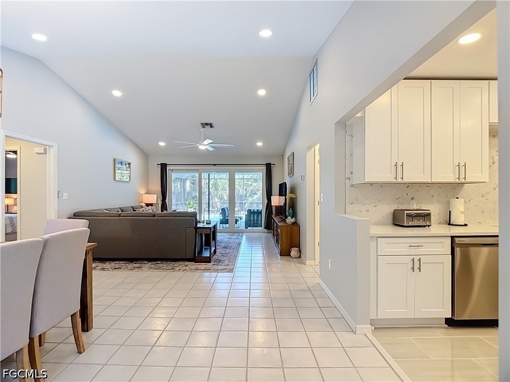 1140 29th Street Sw - Photo 3