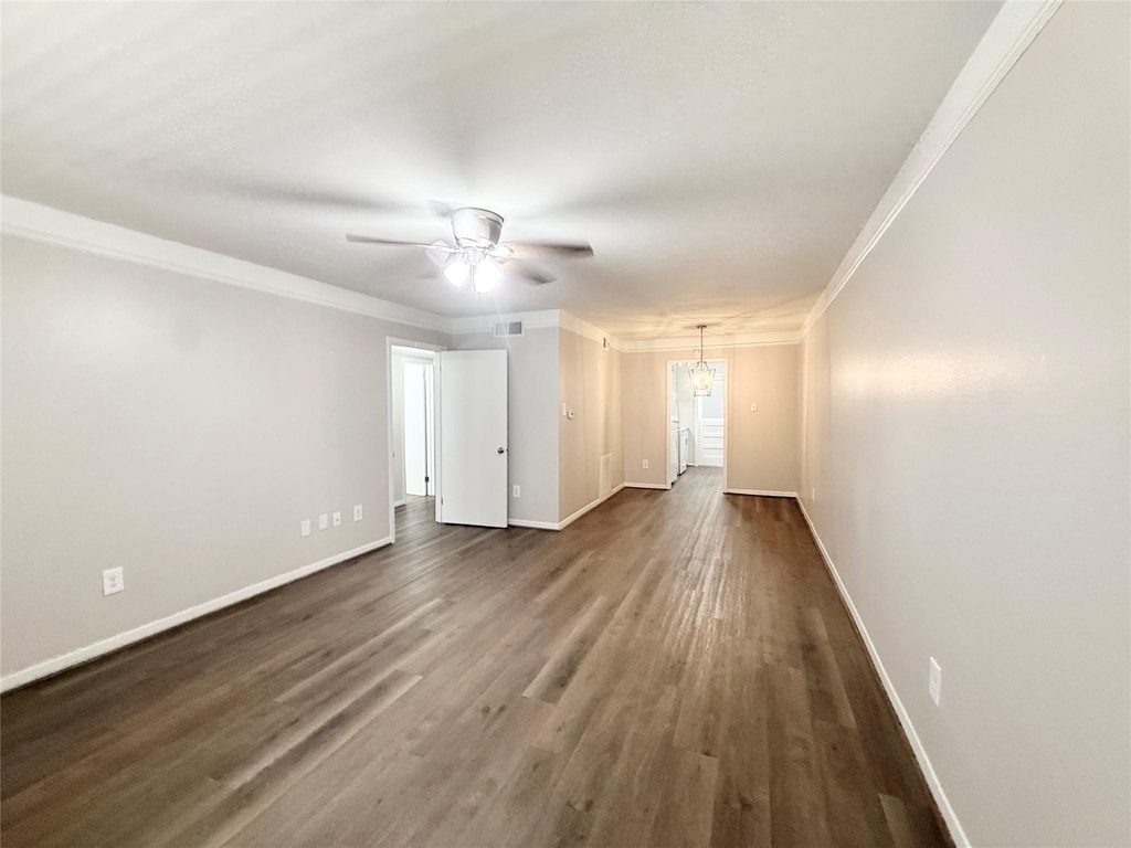 500 Willow Drive - Photo 2