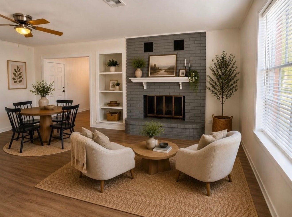 1009 Lawndale Avenue - Photo 1