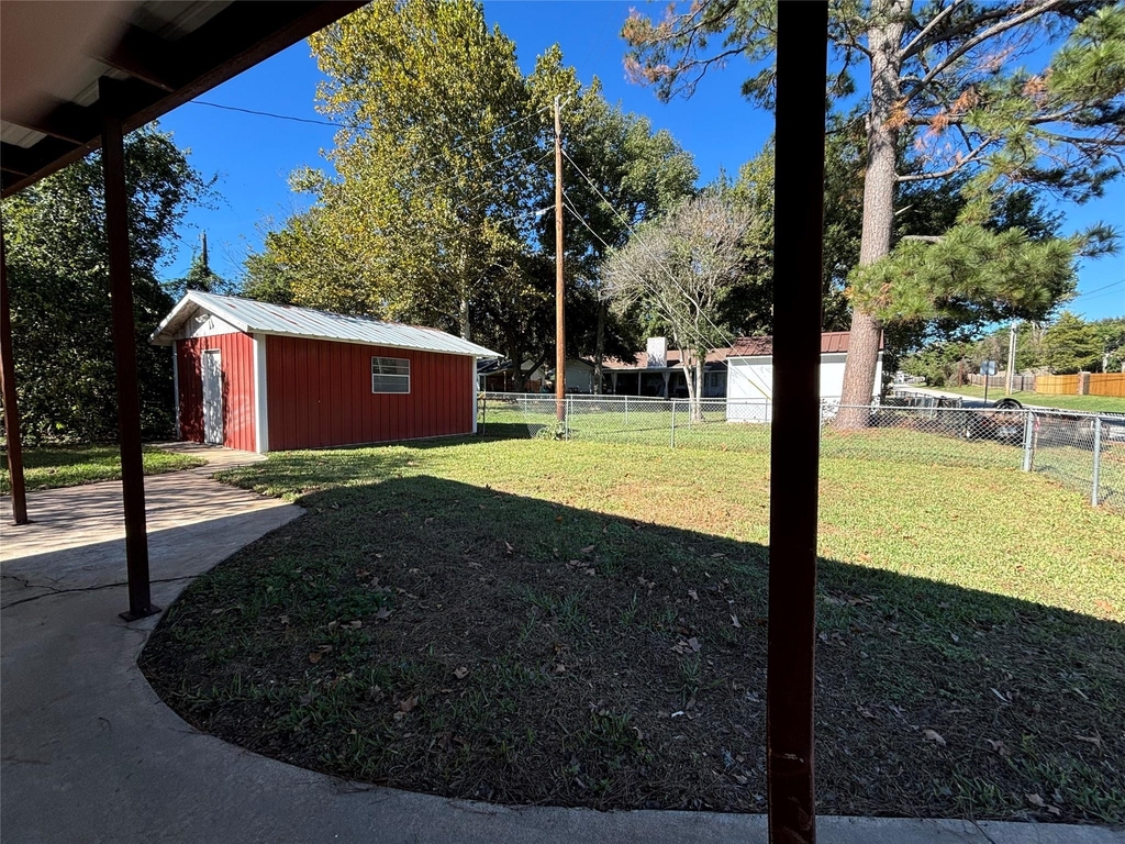 1009 Lawndale Avenue - Photo 18