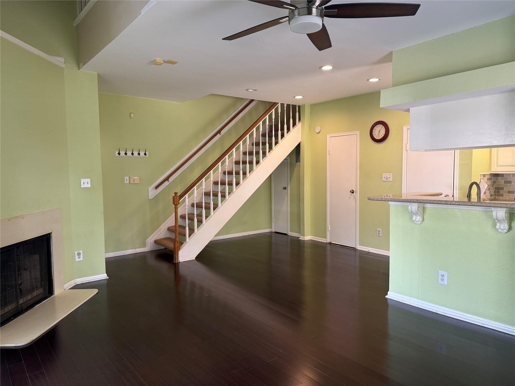 7575 Cambridge Street - Photo 2