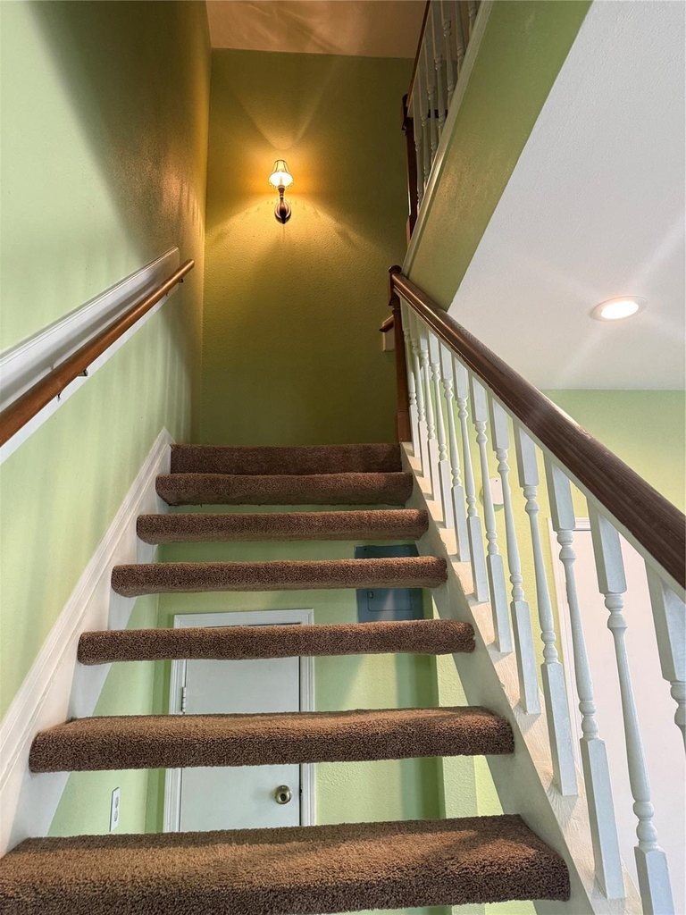 7575 Cambridge Street - Photo 17