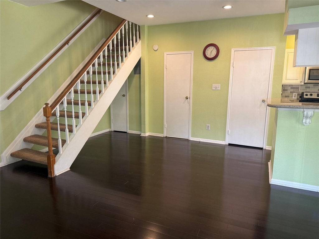 7575 Cambridge Street - Photo 4