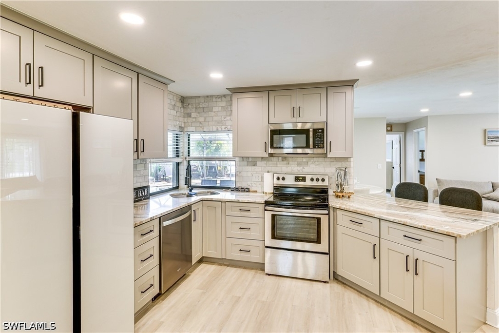 6030 Perthshire Lane - Photo 7