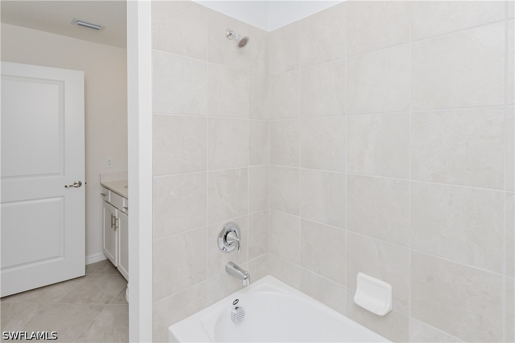 18411 Copperhead Court N - Photo 10