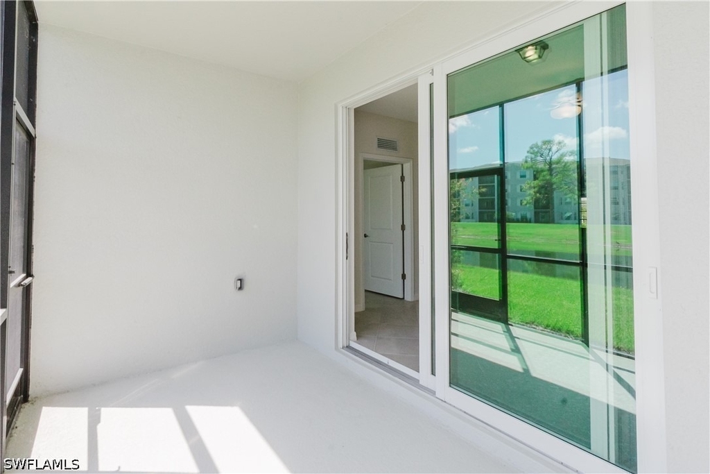 18411 Copperhead Court N - Photo 13