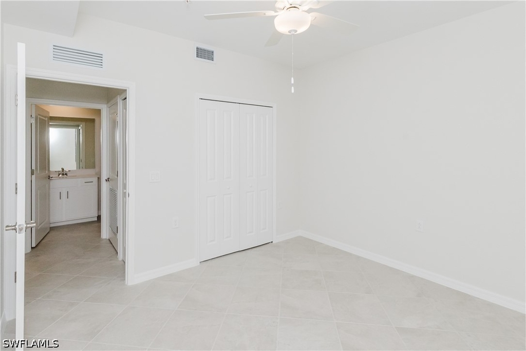 18411 Copperhead Court N - Photo 2