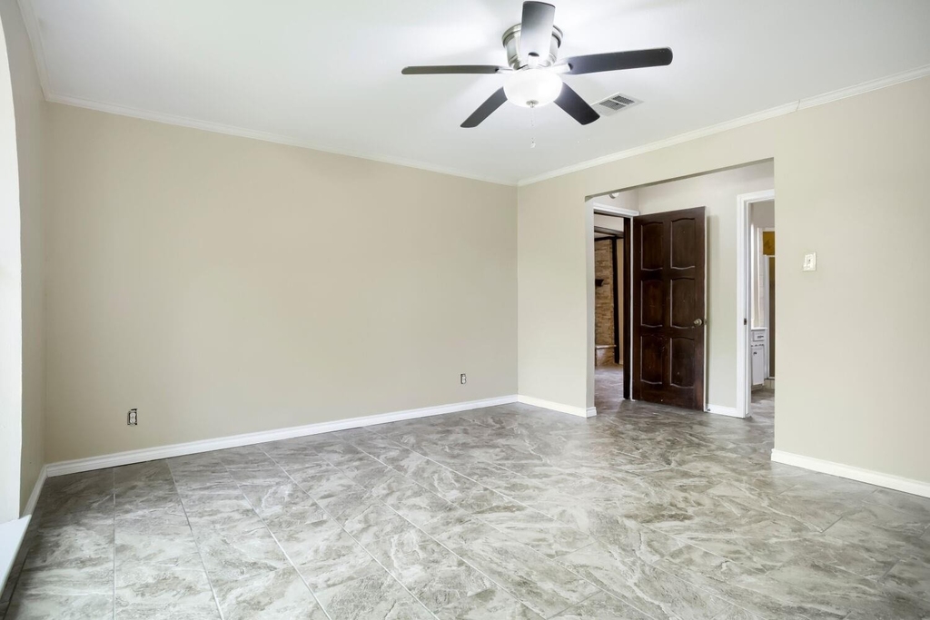 10903 Tupper Lake Drive - Photo 15