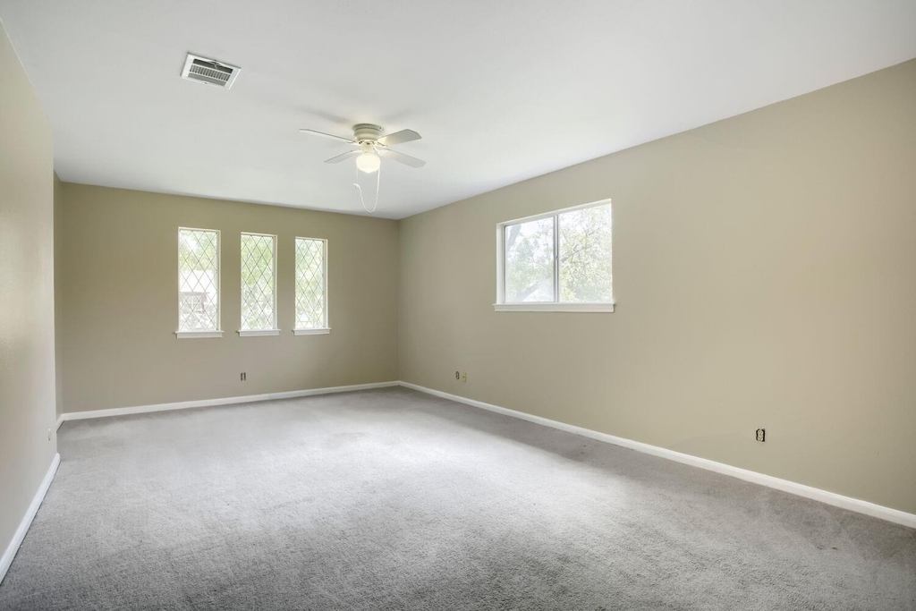 10903 Tupper Lake Drive - Photo 18