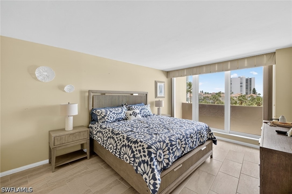 4001 Gulf Shore Boulevard N - Photo 12