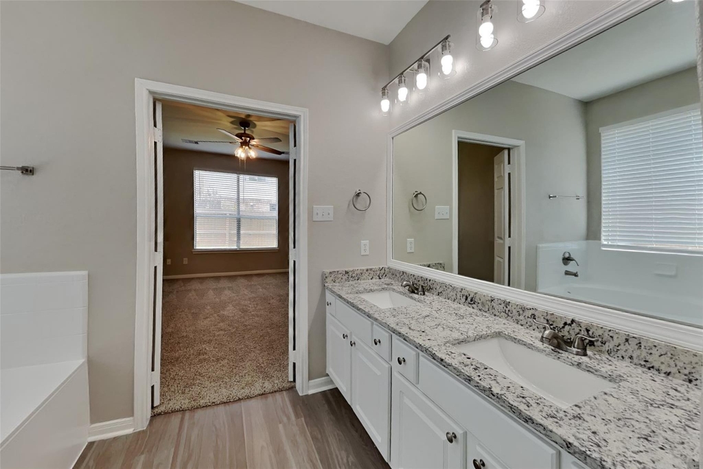 4811 Beaver Pond Circle - Photo 9