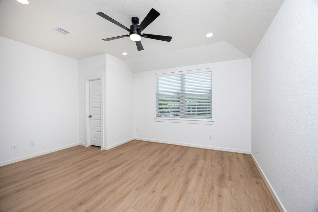 1964 Longmire Villas Ct Court - Photo 22