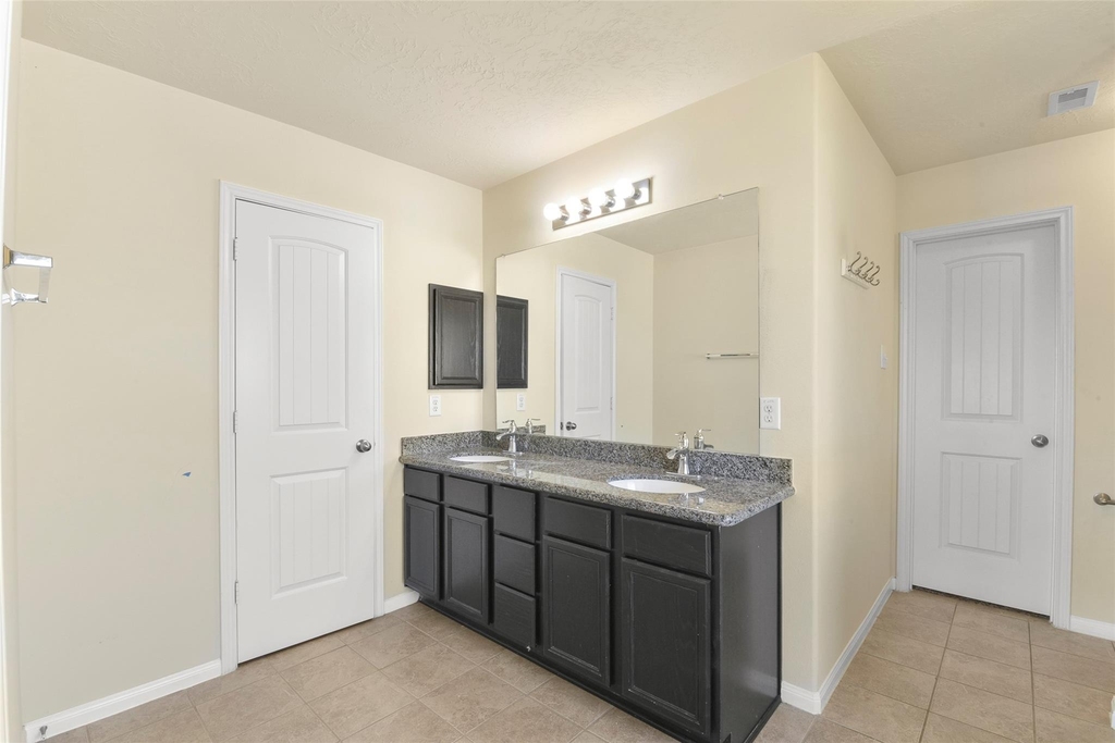 11711 Red Hummingbird Drive - Photo 27