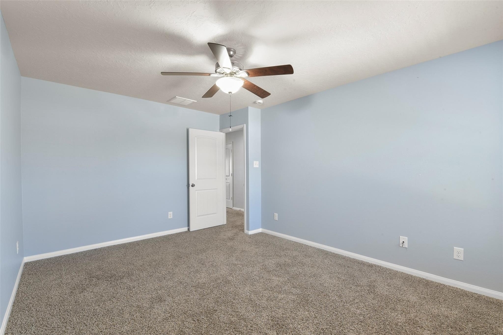 11711 Red Hummingbird Drive - Photo 16
