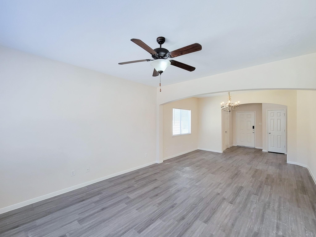 21818 Grassy Hill Lane - Photo 14