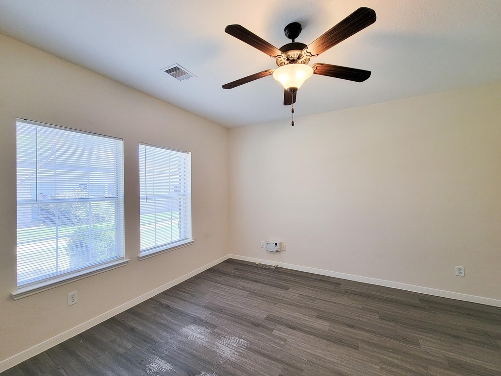 21818 Grassy Hill Lane - Photo 17