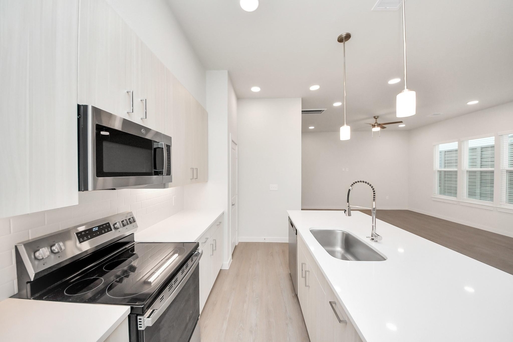 7318 Hadley Meadow Lane - Photo 15