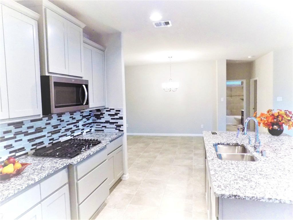 8527 Golden Field Drive - Photo 16