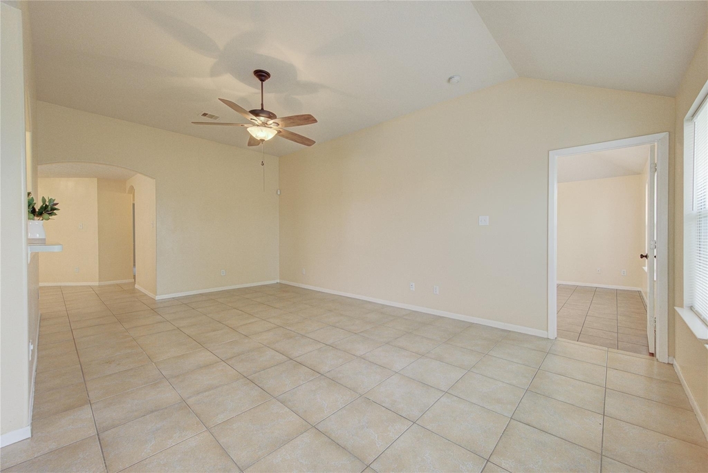 19815 Byron Meadows Drive - Photo 4