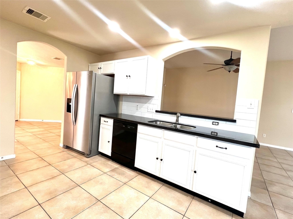 19815 Byron Meadows Drive - Photo 14