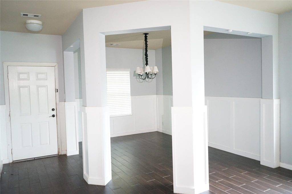 10710 Barker View Drive - Photo 13