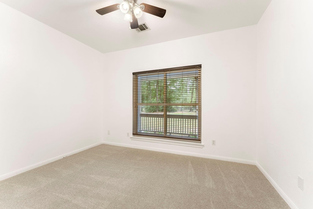 618 W Rollingwood Street - Photo 8