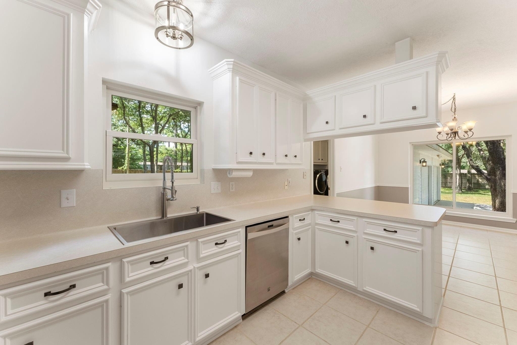 618 W Rollingwood Street - Photo 25