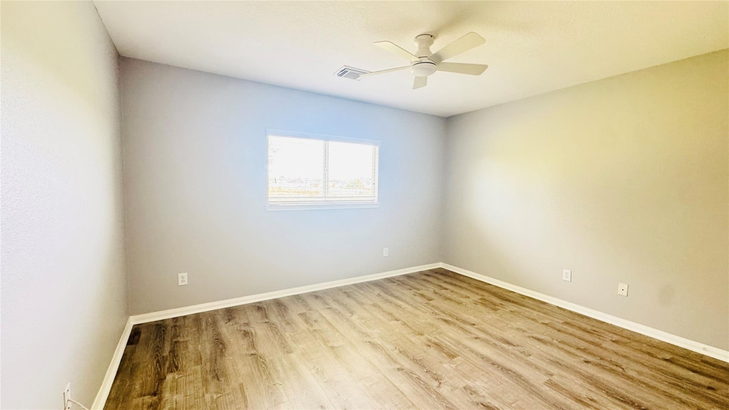 5743 Horseshoe Falls - Photo 20
