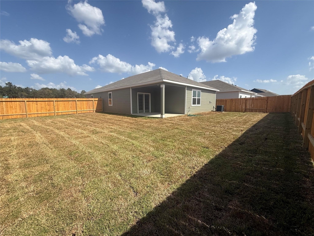 15885 Berry Hill Drive - Photo 1