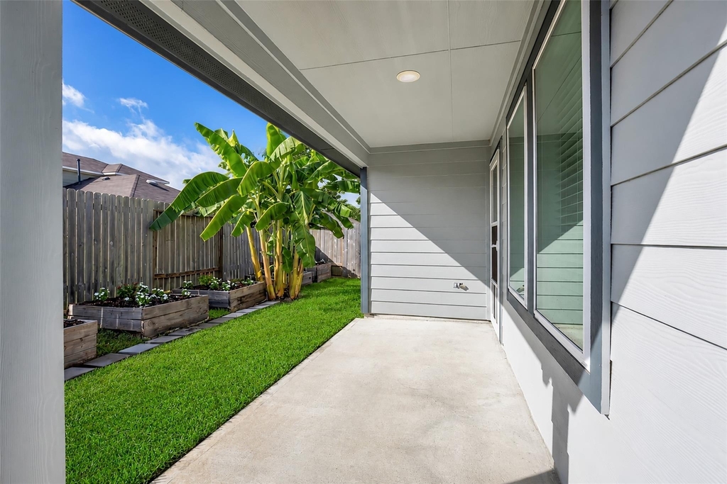14129 Upper Gardenia Lane - Photo 24
