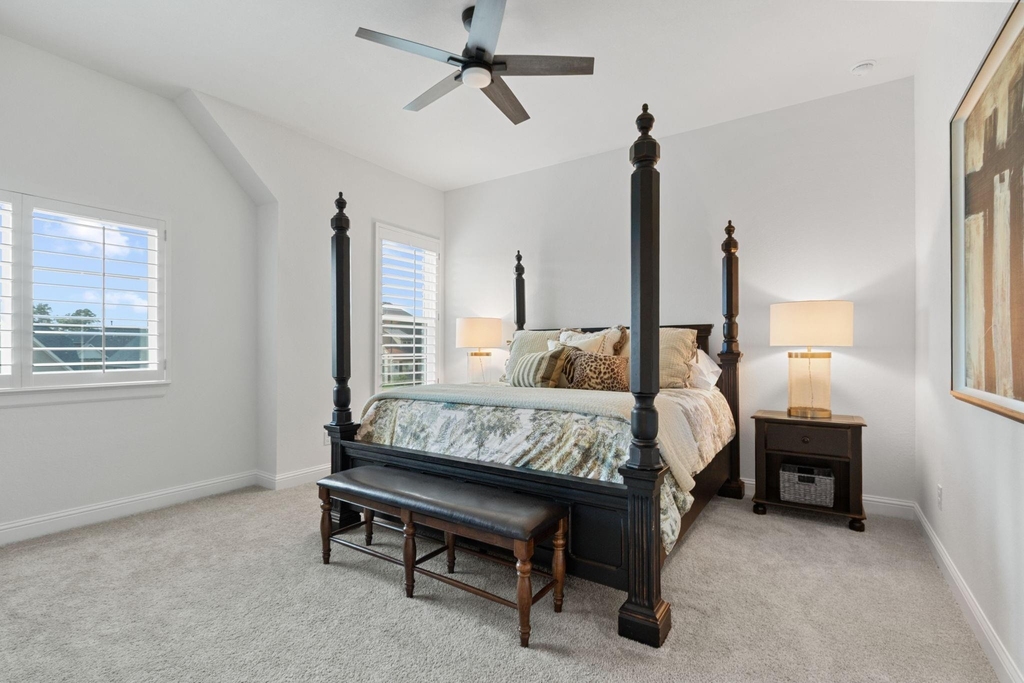 902 Falcon Hollow Lane - Photo 49