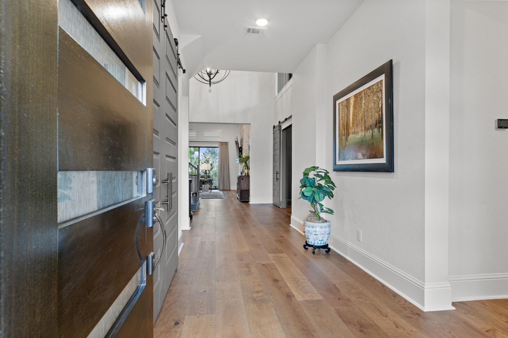 902 Falcon Hollow Lane - Photo 7