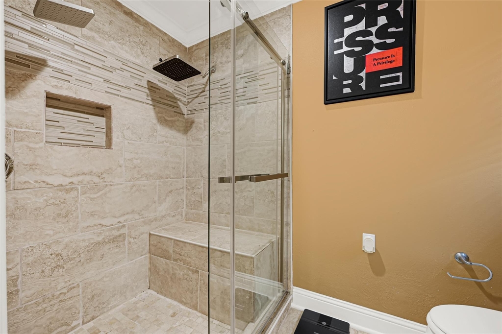 1807 Strongs Court - Photo 13